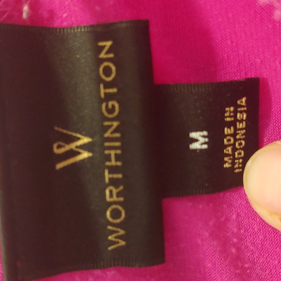 Worthington magenta pink top with bronze grommets size medium - Picture 6 of 8